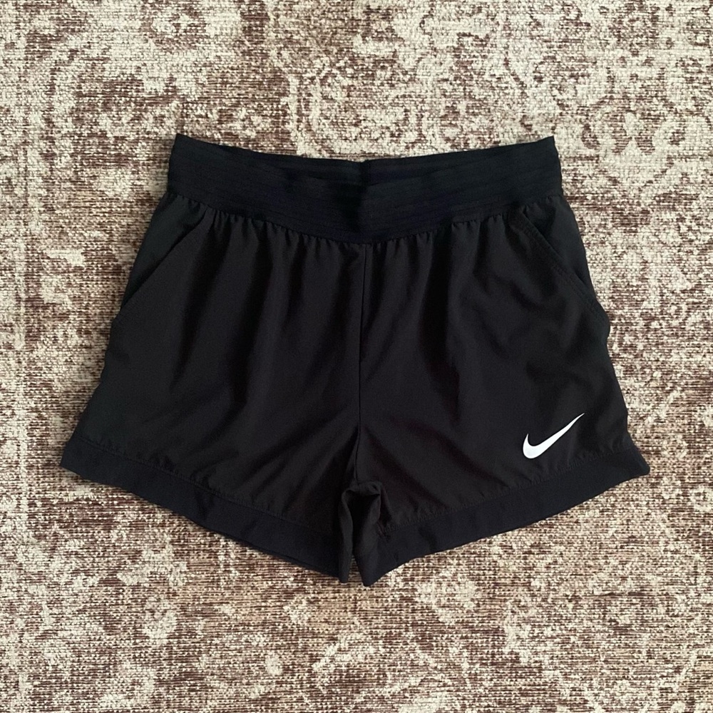 Nike Dri-fit Side Pockets Black Athletic Shorts Size Small